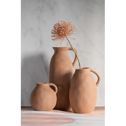 Jarrón de cerámica naranja con asa, tamaño 15x14x15 cm