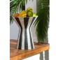 Vase à rayures en céramique blanche 24.5x24.5x30 cm Vase à rayures en céramique blanche 24.5x24.5x30 cm